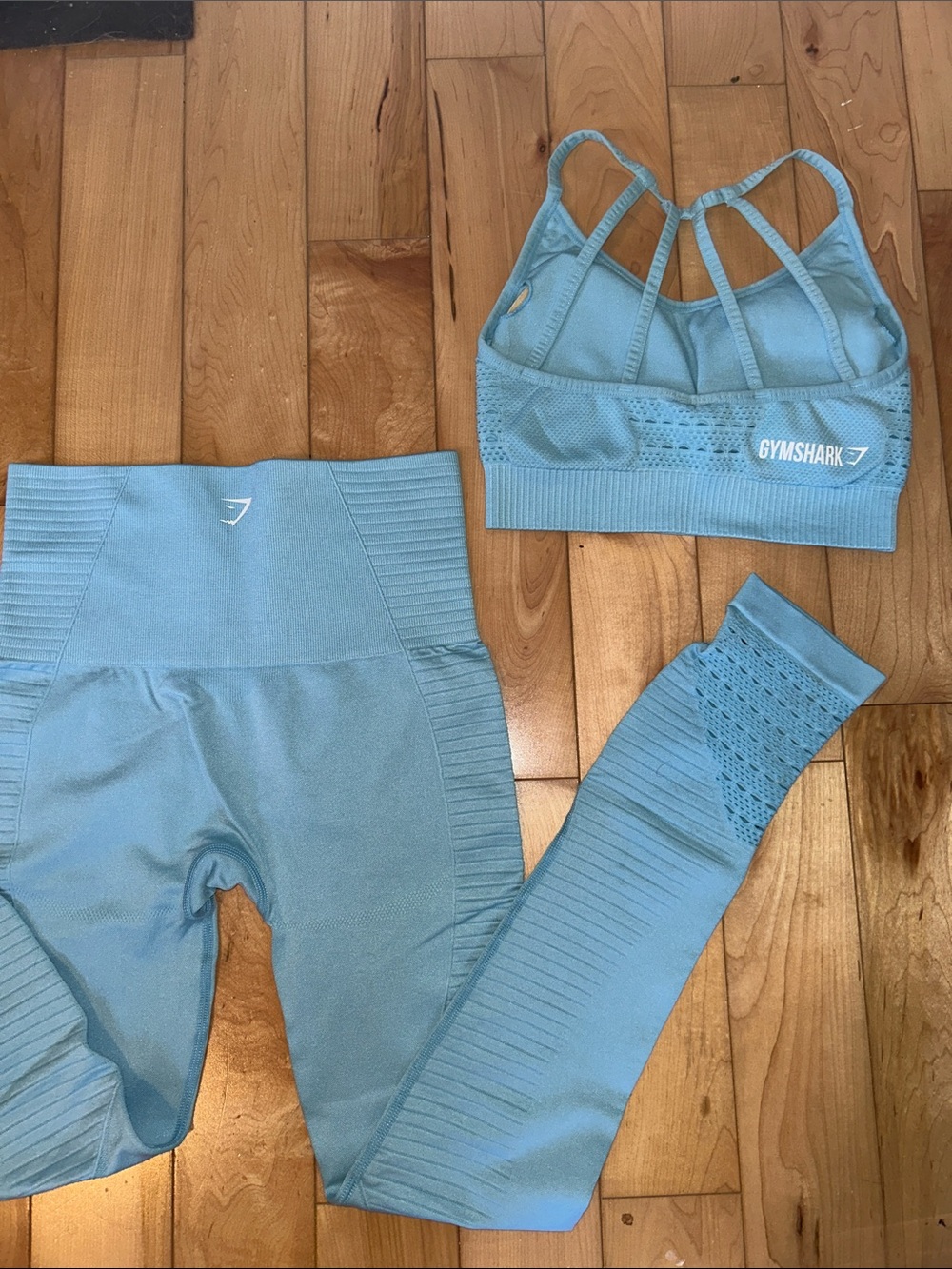 Gymshark Powder Blue Seamless Workout Set - Bra & Leggings - Picture 2 of 6